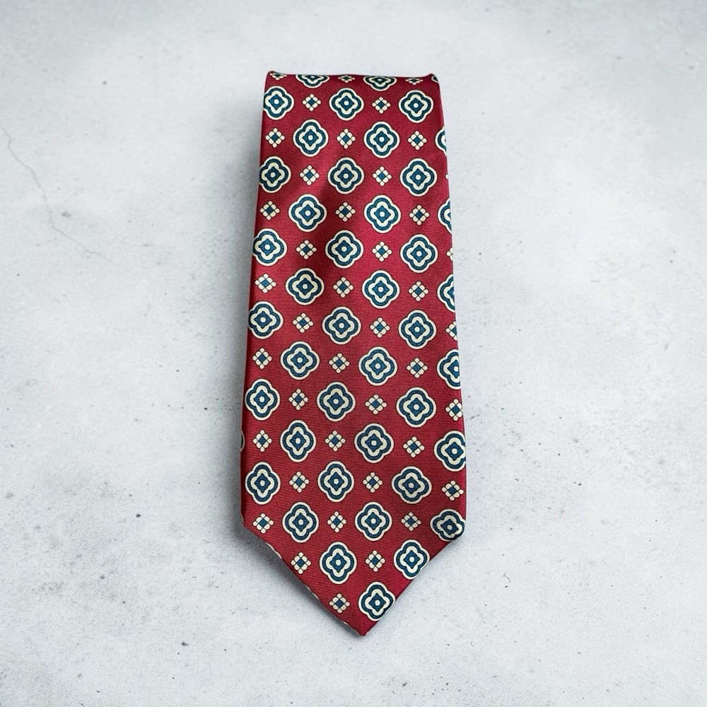 John Henry Red Geometric Medallion Silk Necktie Classic Foulard Preppy